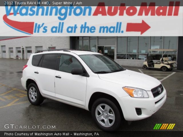 2012 Toyota RAV4 I4 4WD in Super White