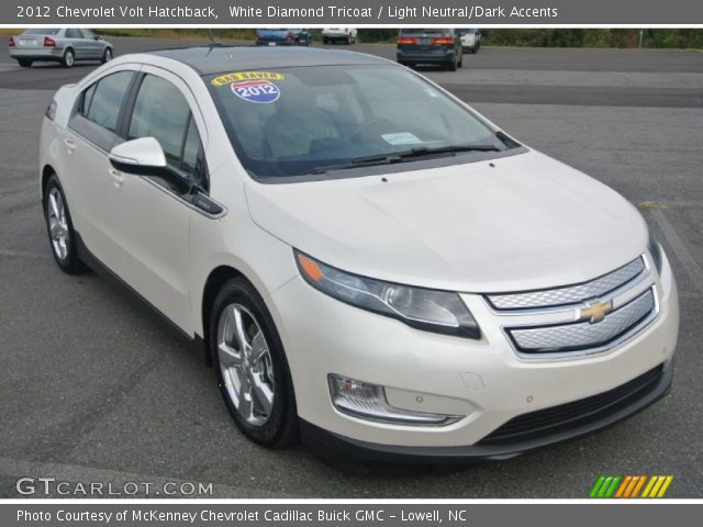 2012 Chevrolet Volt Hatchback in White Diamond Tricoat