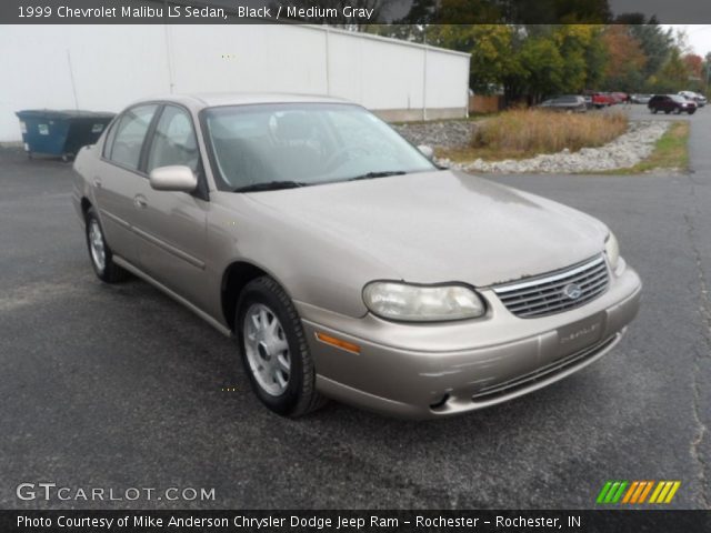 1999 Chevrolet Malibu LS Sedan in Black