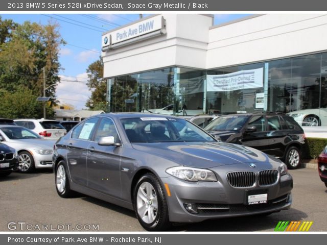 2013 BMW 5 Series 528i xDrive Sedan in Space Gray Metallic