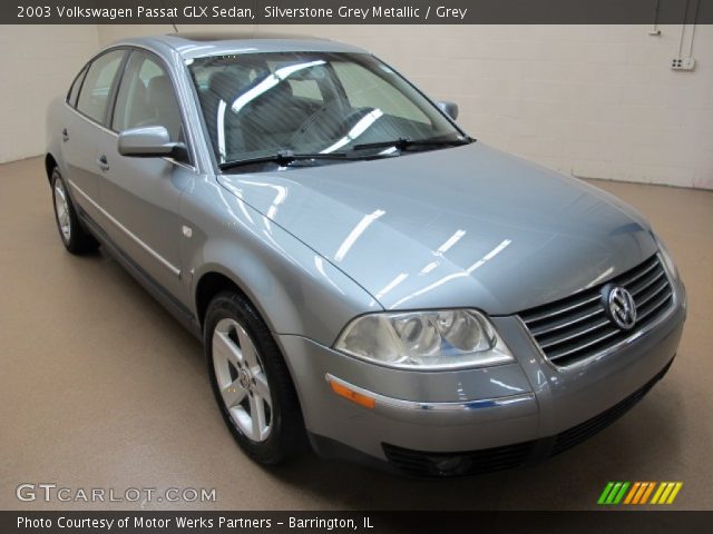 2003 Volkswagen Passat GLX Sedan in Silverstone Grey Metallic