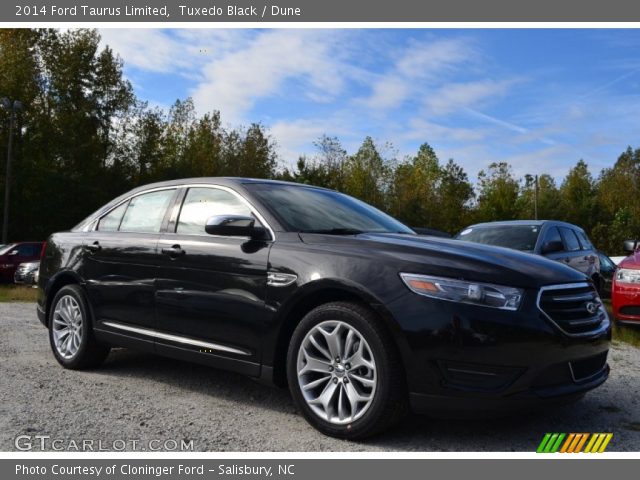 2014 Ford Taurus Limited in Tuxedo Black