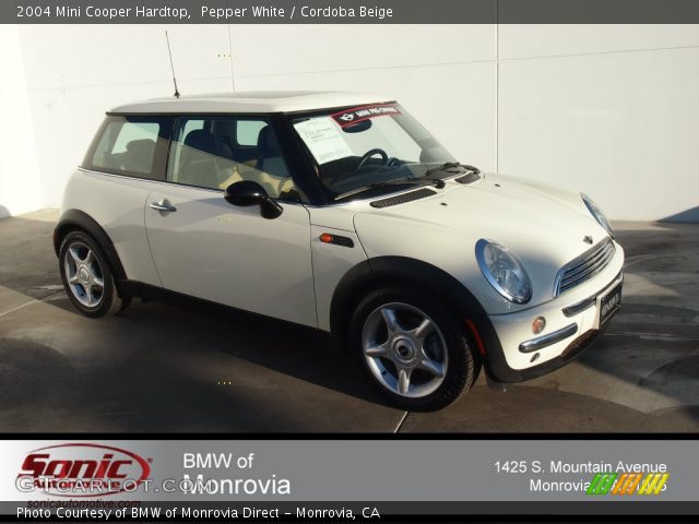 2004 Mini Cooper Hardtop in Pepper White