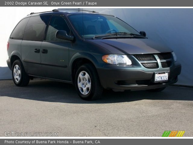 2002 Dodge Caravan SE in Onyx Green Pearl