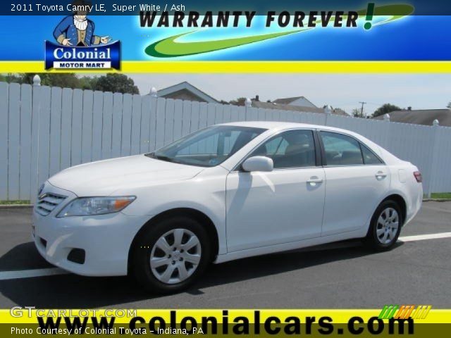 2011 Toyota Camry LE in Super White