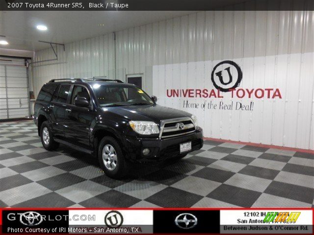 2007 Toyota 4Runner SR5 in Black