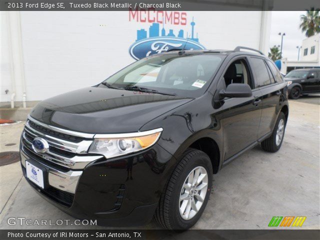 2013 Ford Edge SE in Tuxedo Black Metallic