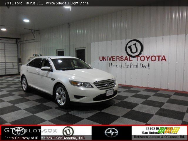 2011 Ford Taurus SEL in White Suede