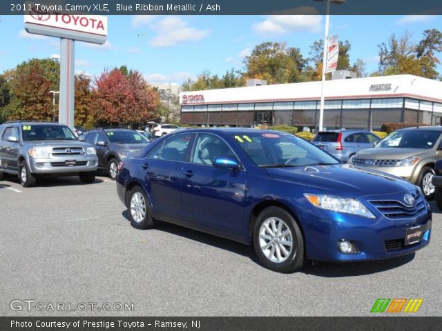2011 Toyota Camry XLE in Blue Ribbon Metallic