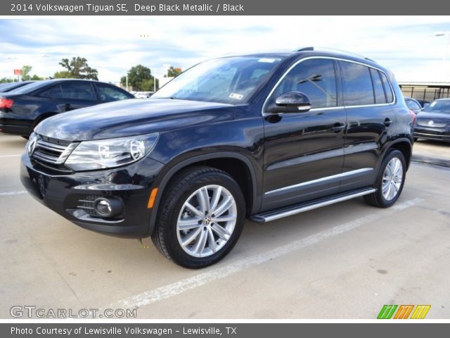 2014 Volkswagen Tiguan SE in Deep Black Metallic
