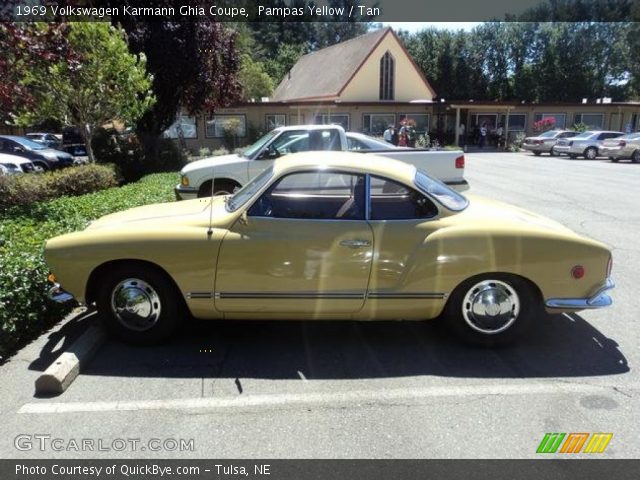 1969 Volkswagen Karmann Ghia Coupe in Pampas Yellow