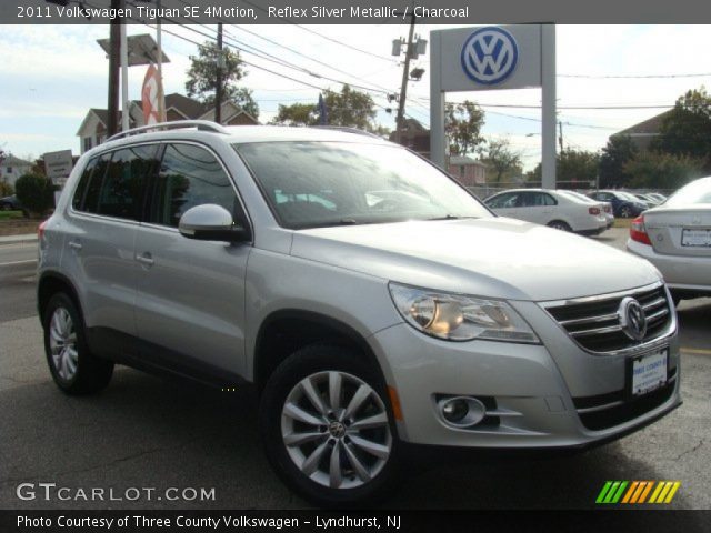 2011 Volkswagen Tiguan SE 4Motion in Reflex Silver Metallic