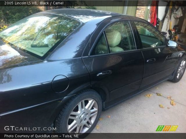 2005 Lincoln LS V8 in Black