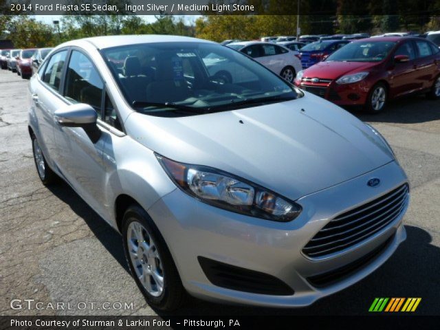 2014 Ford Fiesta SE Sedan in Ingot Silver