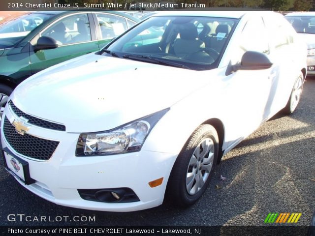 2014 Chevrolet Cruze LS in Summit White