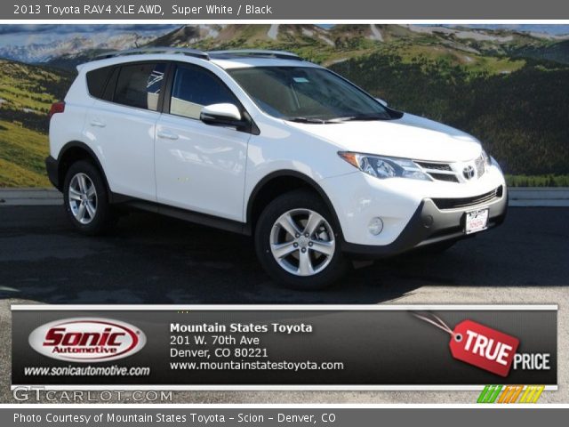 2013 Toyota RAV4 XLE AWD in Super White