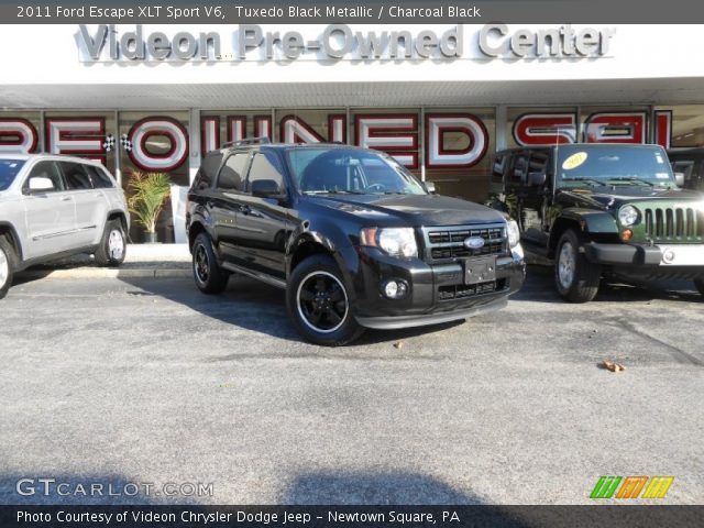 2011 Ford Escape XLT Sport V6 in Tuxedo Black Metallic