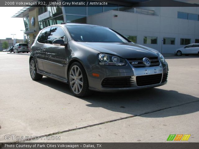 2008 Volkswagen R32  in United Grey Metallic