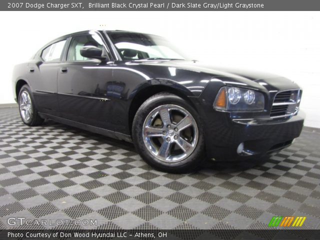2007 Dodge Charger SXT in Brilliant Black Crystal Pearl