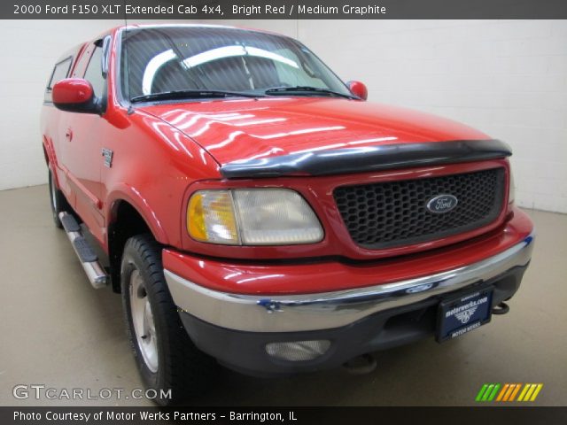 2000 Ford F150 XLT Extended Cab 4x4 in Bright Red
