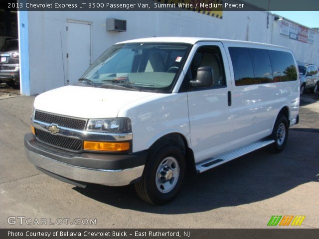 2013 Chevrolet Express LT 3500 Passenger Van in Summit White