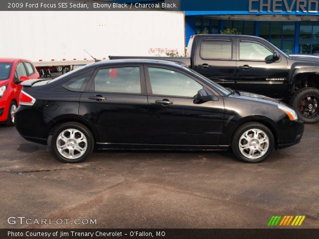 2009 Ford Focus SES Sedan in Ebony Black