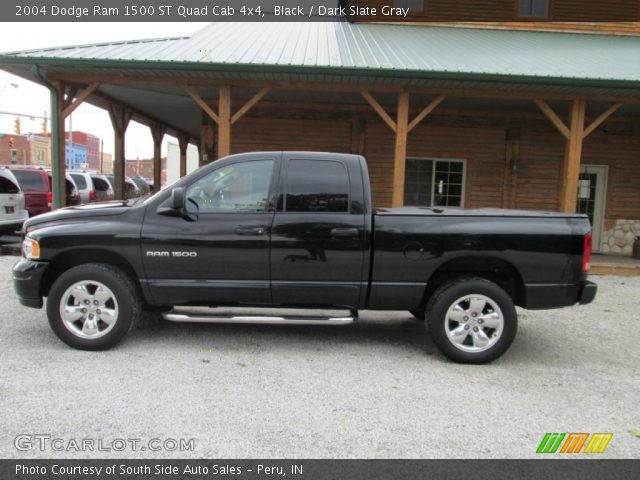 2004 Dodge Ram 1500 ST Quad Cab 4x4 in Black
