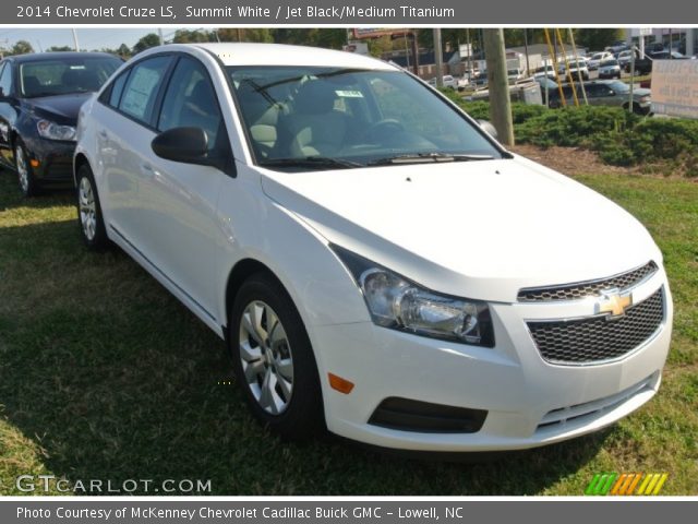 2014 Chevrolet Cruze LS in Summit White