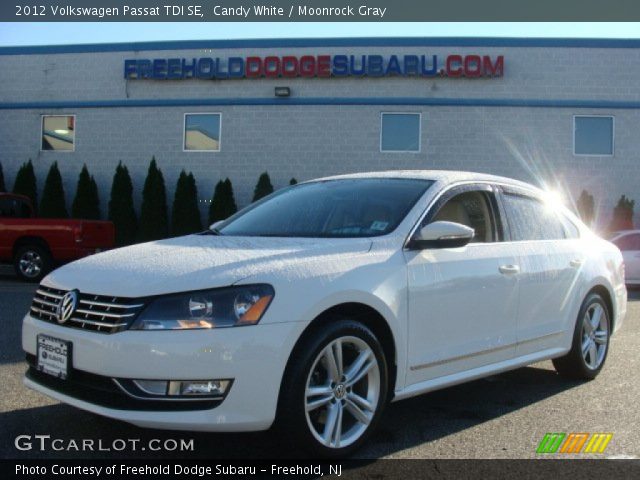 2012 Volkswagen Passat TDI SE in Candy White