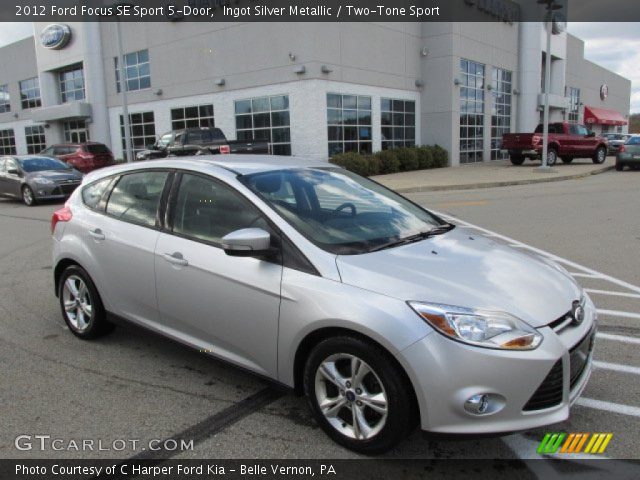 2012 Ford Focus SE Sport 5-Door in Ingot Silver Metallic