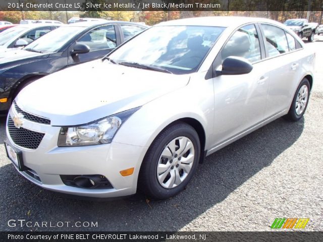 2014 Chevrolet Cruze LS in Silver Ice Metallic