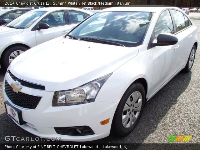 2014 Chevrolet Cruze LS in Summit White