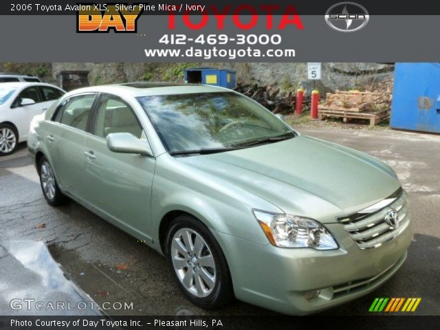 2006 Toyota Avalon XLS in Silver Pine Mica