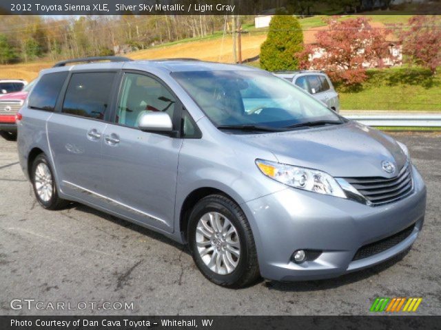 2012 Toyota Sienna XLE in Silver Sky Metallic