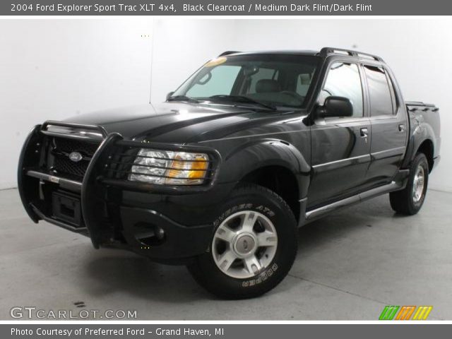 2004 Ford Explorer Sport Trac XLT 4x4 in Black Clearcoat