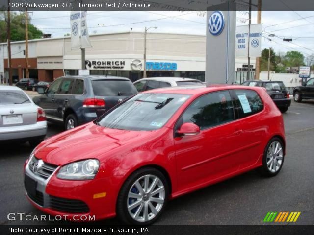 2008 Volkswagen R32  in Tornado Red