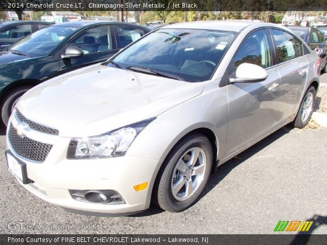 2014 Chevrolet Cruze LT in Champagne Silver Metallic