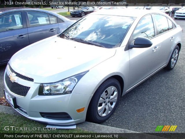 2014 Chevrolet Cruze LS in Silver Ice Metallic