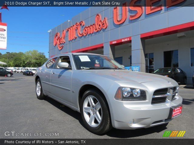 2010 Dodge Charger SXT in Bright Silver Metallic