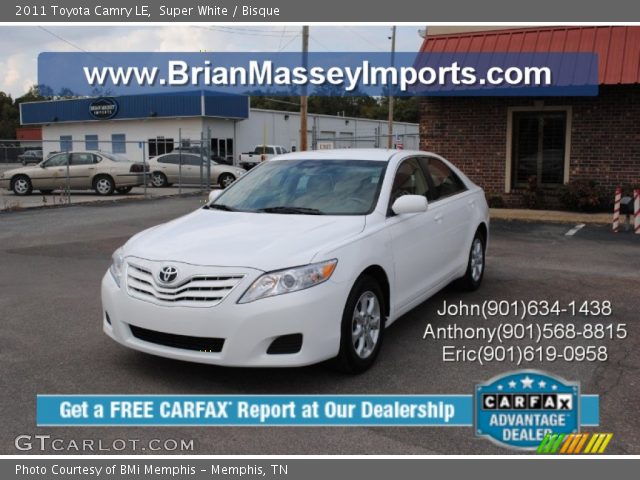 2011 Toyota Camry LE in Super White