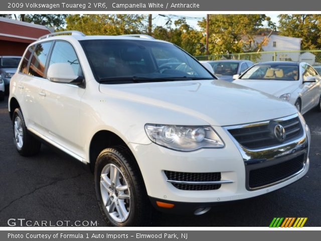2009 Volkswagen Touareg 2 VR6 in Campanella White