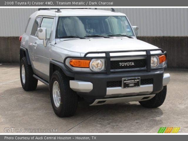 2008 Toyota FJ Cruiser 4WD in Titanium Metallic