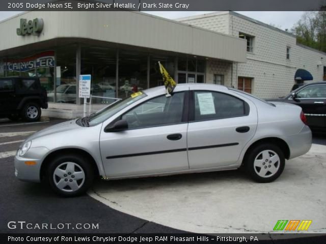 2005 Dodge Neon SE in Bright Silver Metallic