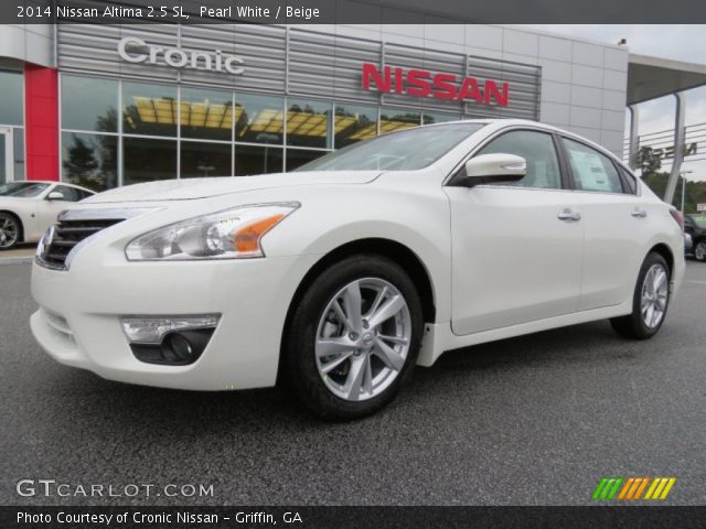 2014 Nissan Altima 2.5 SL in Pearl White
