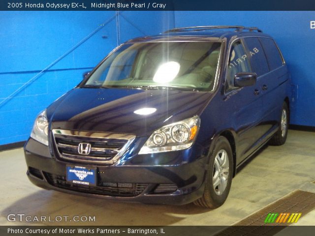 2005 Honda Odyssey EX-L in Midnight Blue Pearl