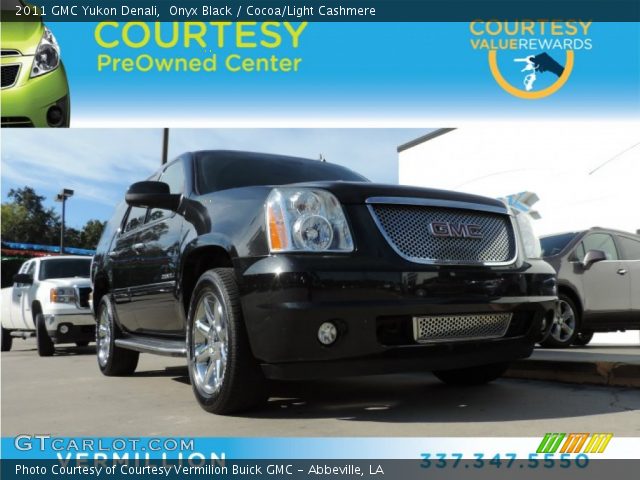 2011 GMC Yukon Denali in Onyx Black