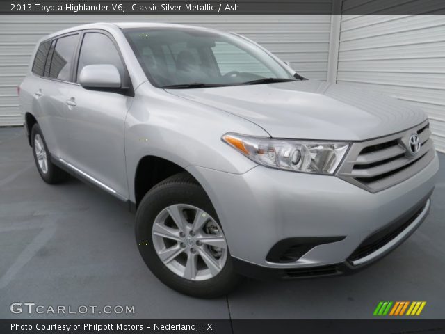 2013 Toyota Highlander V6 in Classic Silver Metallic