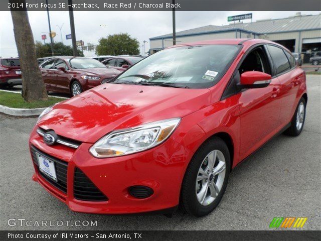 2014 Ford Focus SE Hatchback in Race Red