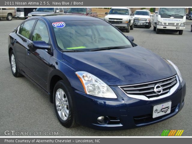 2011 Nissan Altima 2.5 S in Navy Blue