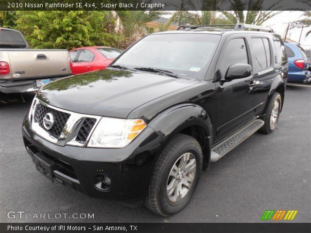 2010 Nissan Pathfinder SE 4x4 in Super Black